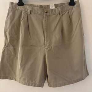 L. L. Bean-Tan Khaki  Shorts 100 % Cotton, Regular Fit  35 pleated